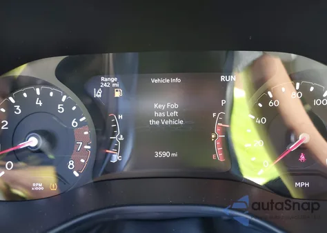 2025 Jeep Compass Limited 4X4 z USA, uszkodzony, nr VIN 3C4NJDCN9ST613788